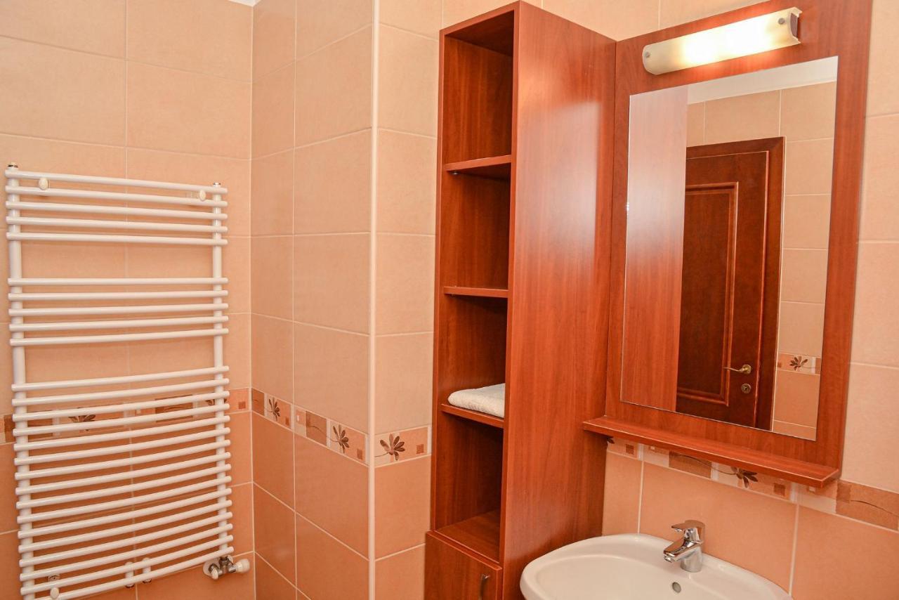 Apartman Otto Hajduszoboszlo Exterior photo
