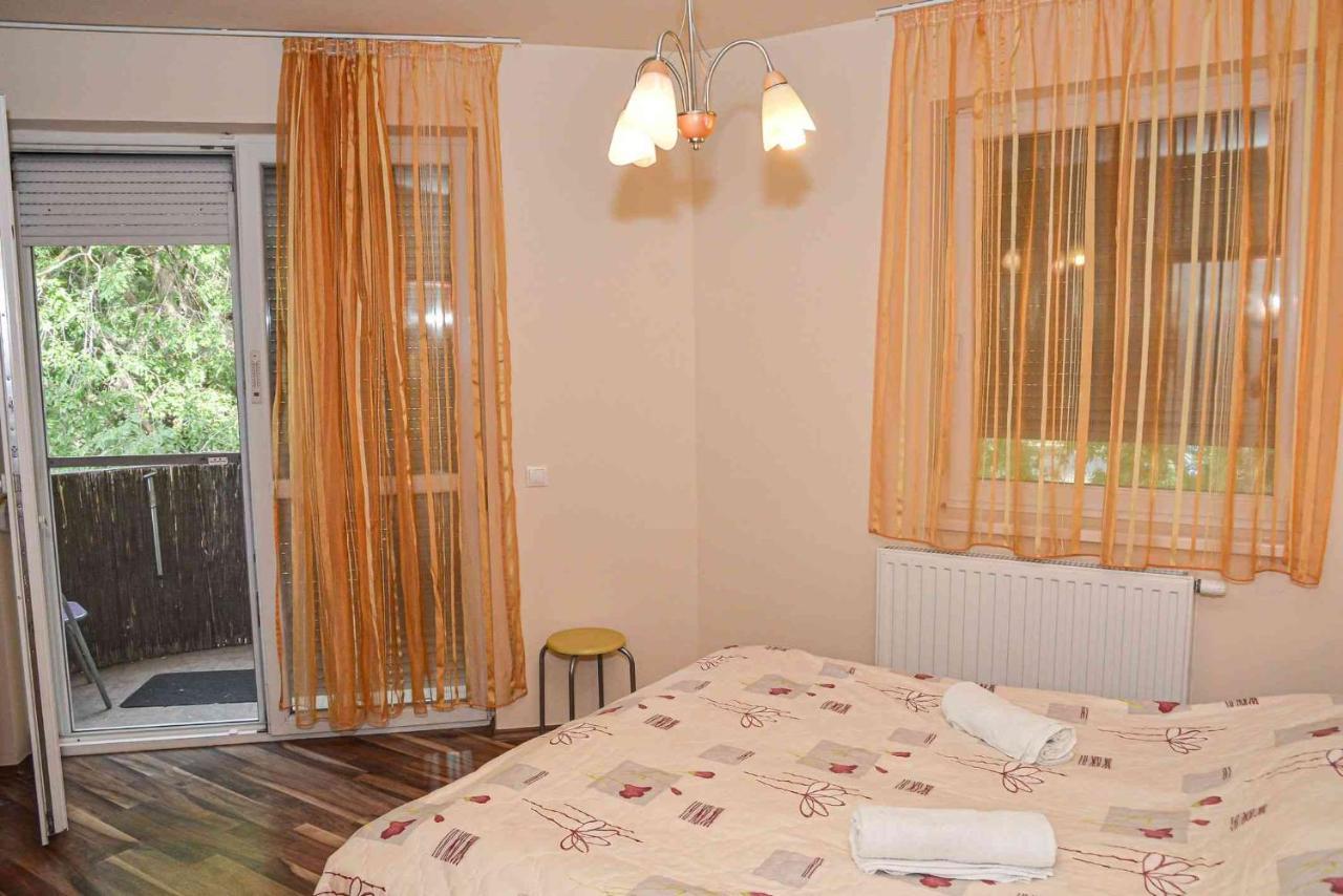 Apartman Otto Hajduszoboszlo Exterior photo