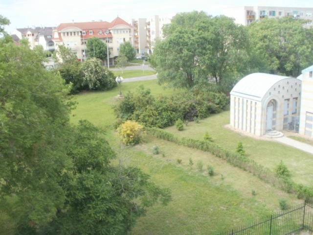 Apartman Otto Hajduszoboszlo Exterior photo